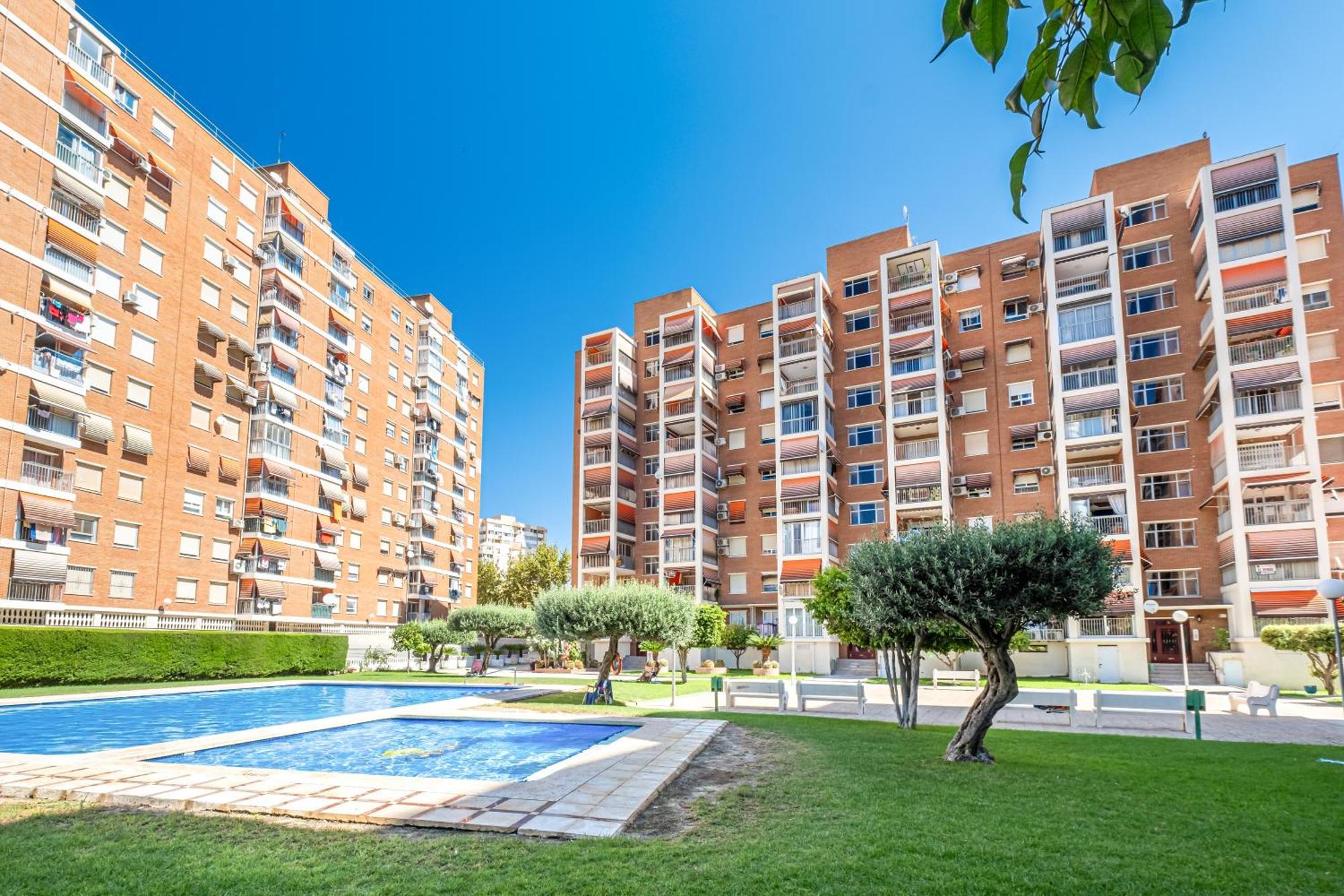 Etxezuri I 6-D Apartment Levante Beach Бенидорм Экстерьер фото